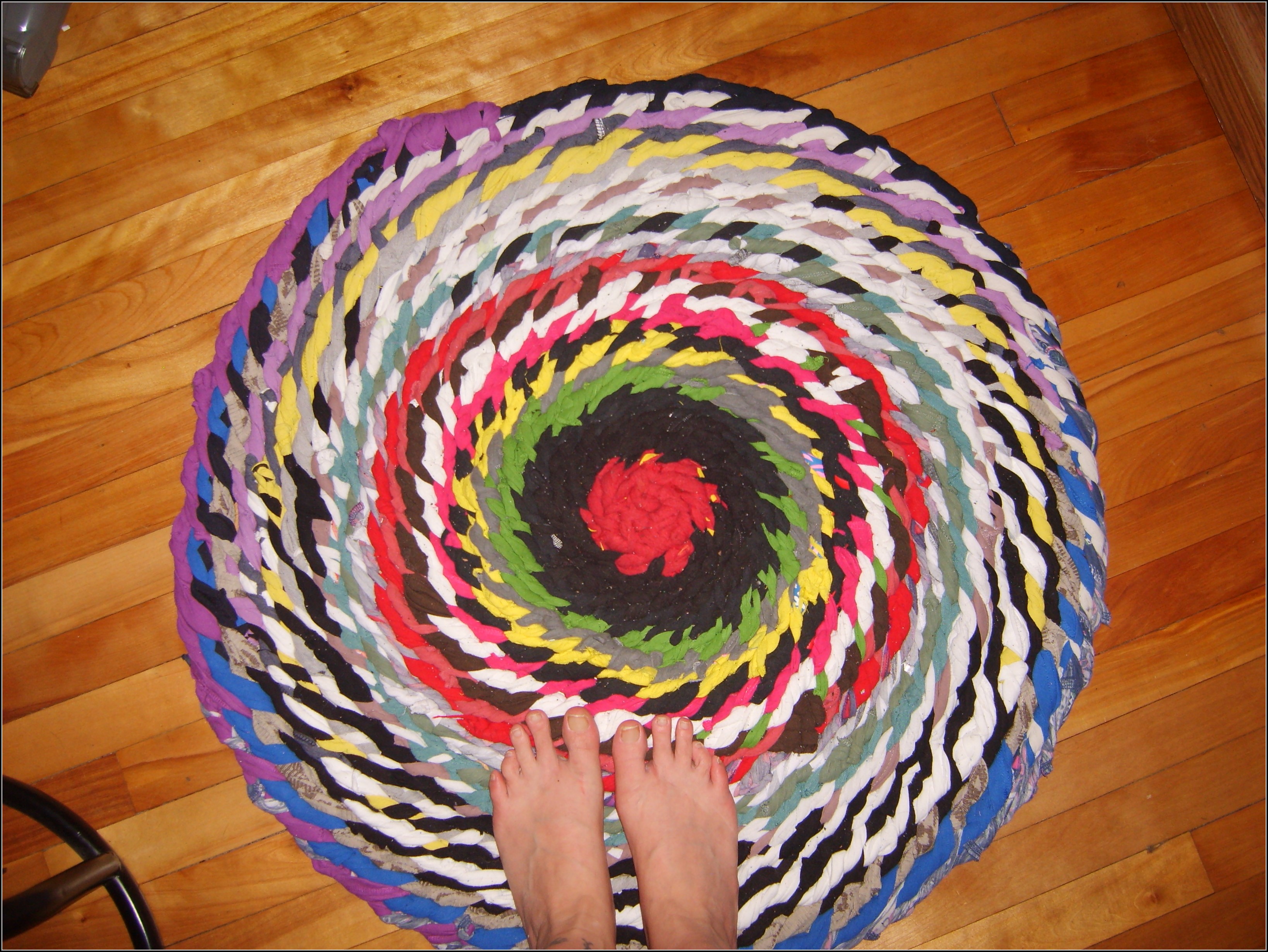 braided rag rug no