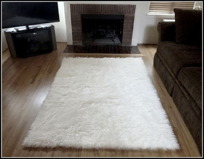 White Fur Rug Ikea Rugs Home Decorating Ideas J0kbmyawej