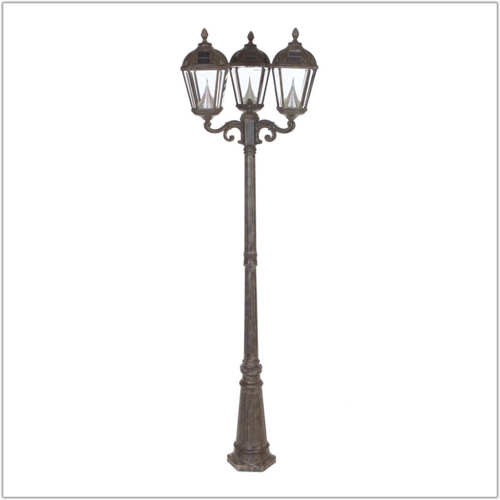 Old Fashioned Outdoor Lamp Post Lamps Home Decorating Ideas Old Fashioned Outdoor Lamp Post