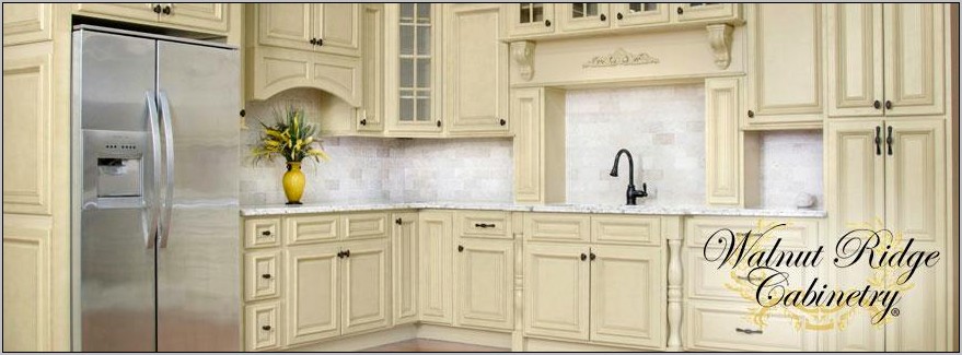 Antique White Glazed Kitchen Cabinets