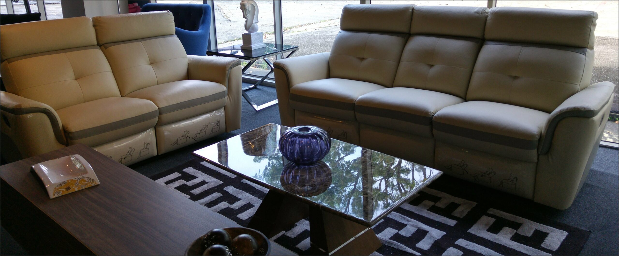 Flexsteel Pike Leather Sofa